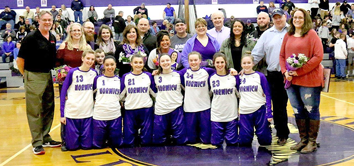 Norwich clinches STAC East crown with win over Oneonta on senior night